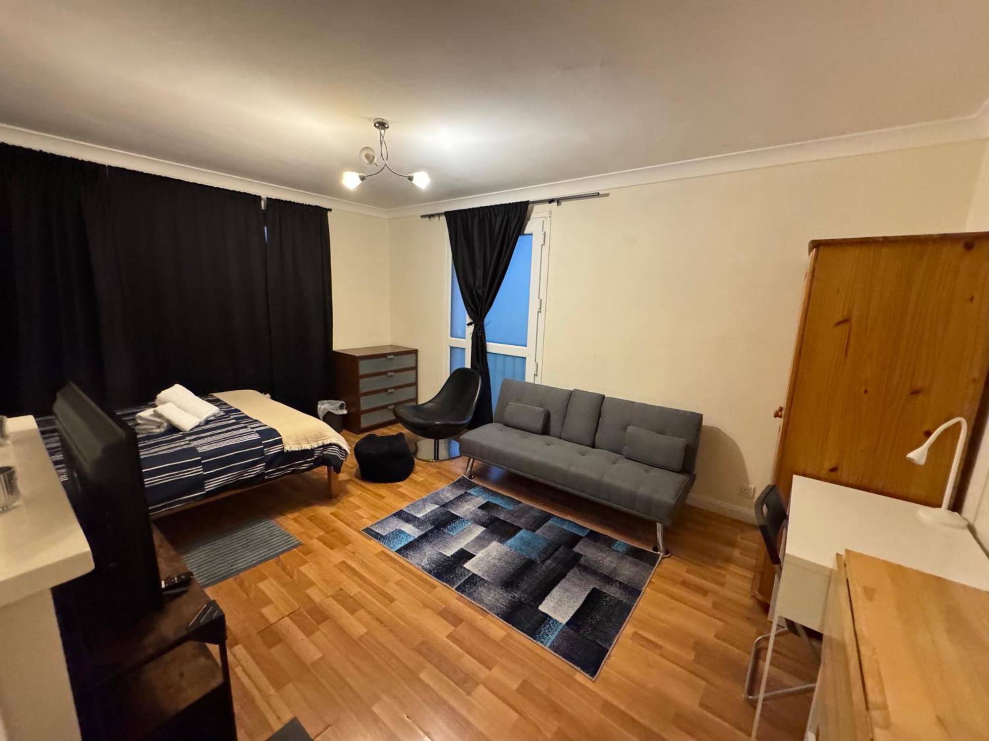 Huge And Affordable 3 Bedroom Flat In Hammersmith For 7 People With Welcome Breakfast London Ngoại thất bức ảnh